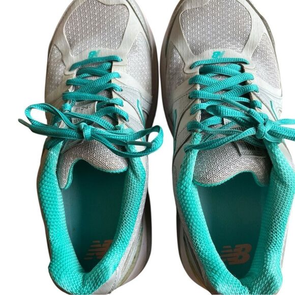 New Balance 1540v2 Women’s Athletic Shoes in Gray and Teal, Size 8.5 wide - Picture 6 of 10